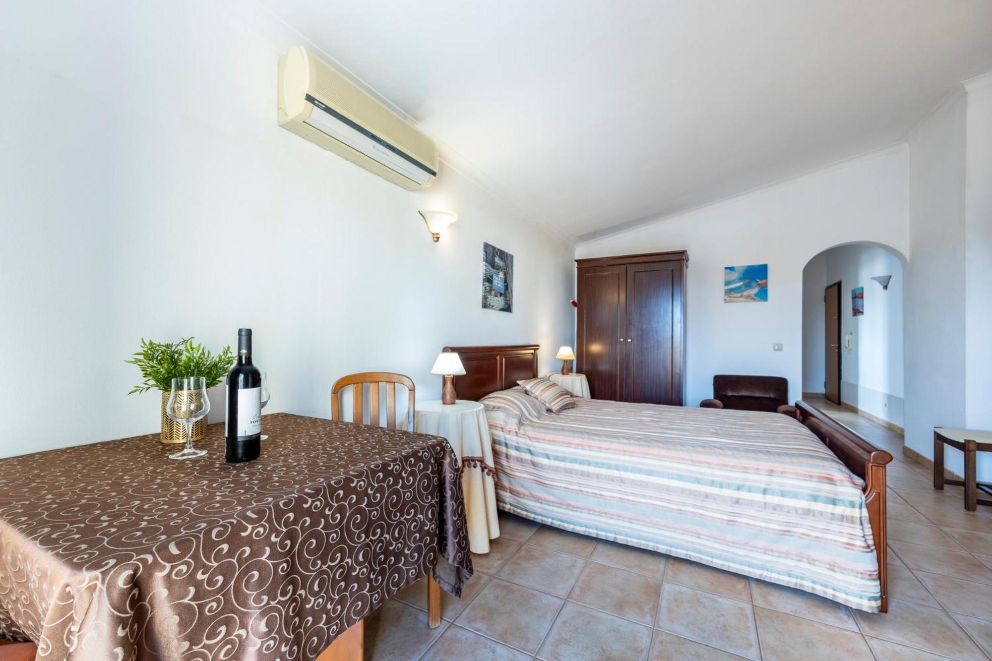 Apartamentos Mira Rio Lagos Exterior photo